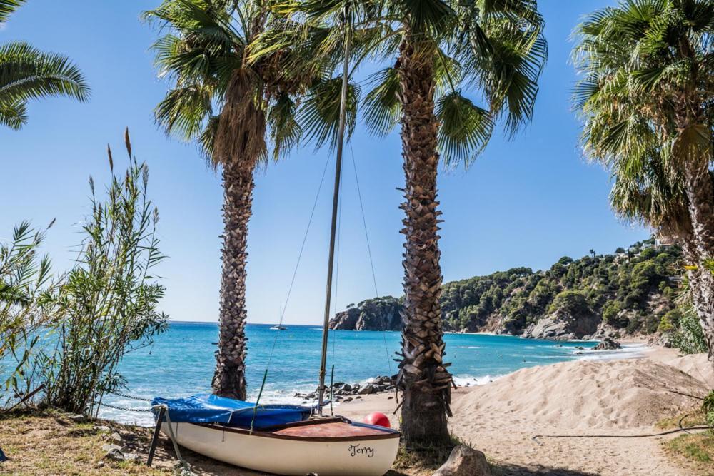 Camping Sunissim Cala Llevado 4 By Locatour Hotell Tossa de Mar Exteriör bild
